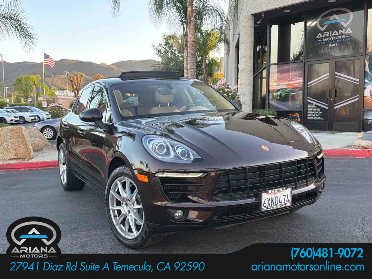2016 Porsche Macan S AWD photo