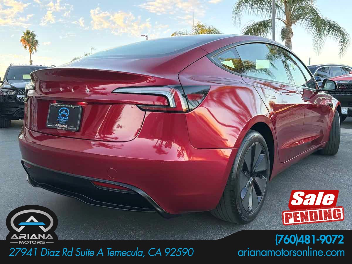 Photo 4 of this Tesla Model 3