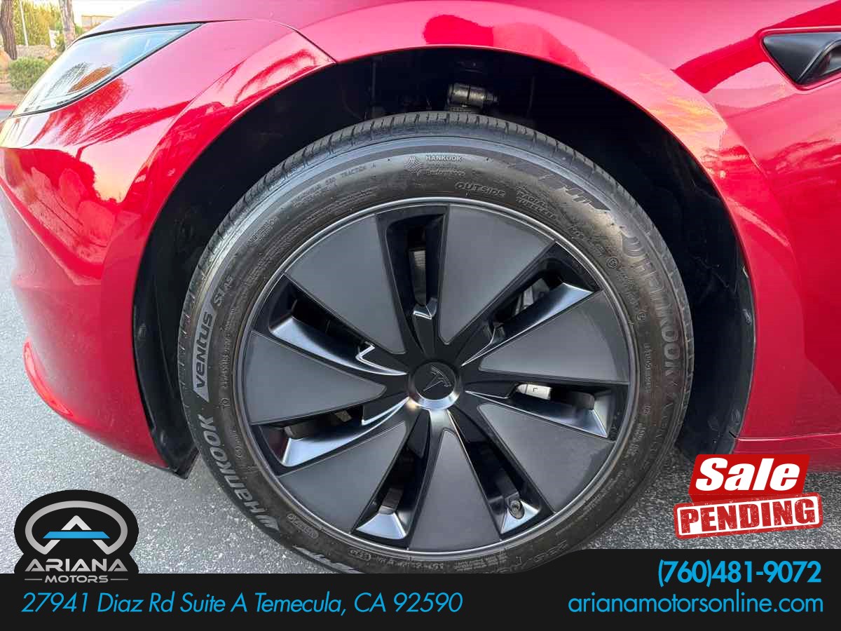 Photo 37 of this Tesla Model 3