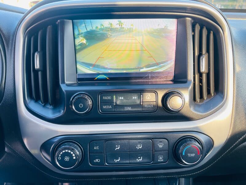 2018 GMC Canyon SLE - Photo 17