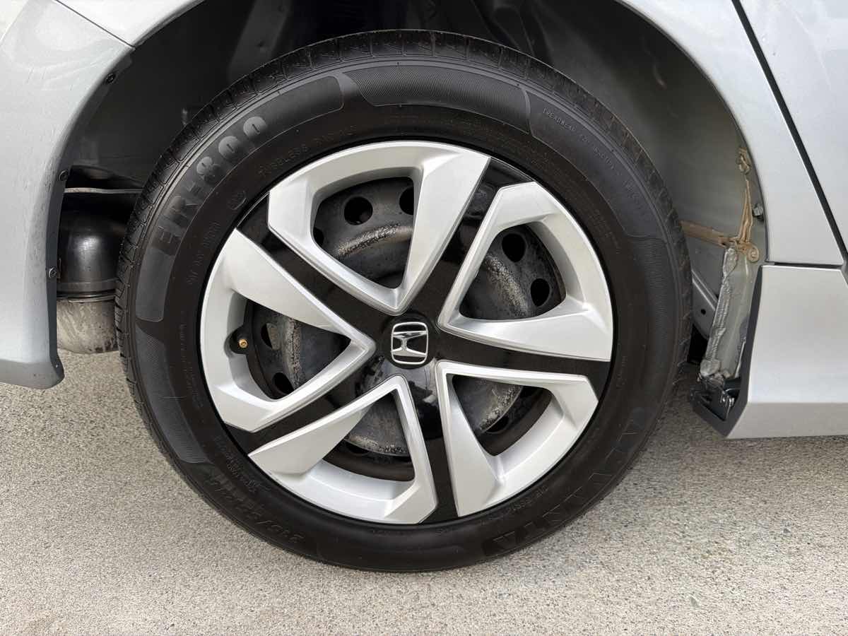 Honda Civic photo 27