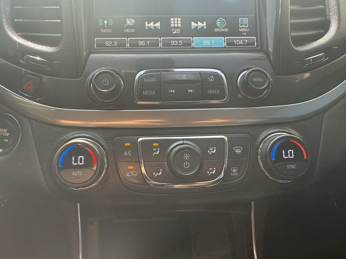 2020 Chevrolet Impala 1LT - Photo 23