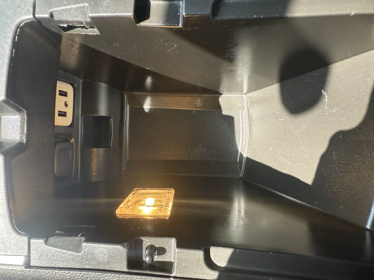 2020 Chevrolet Impala 1LT - Photo 25