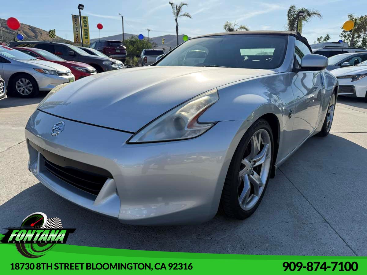 2012 Nissan 370Z Roadster Touring 7AT's photo