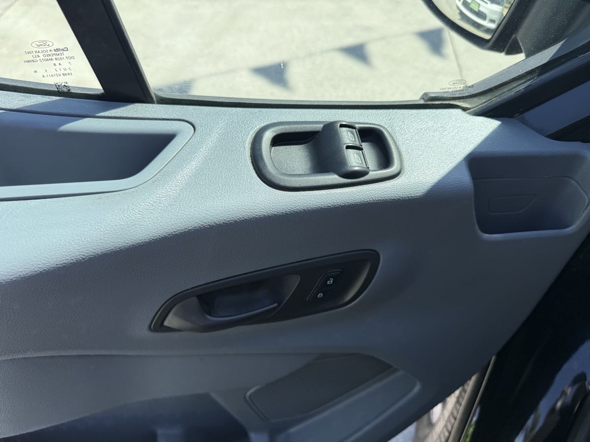 2018 Ford Transit Van Base - Photo 24