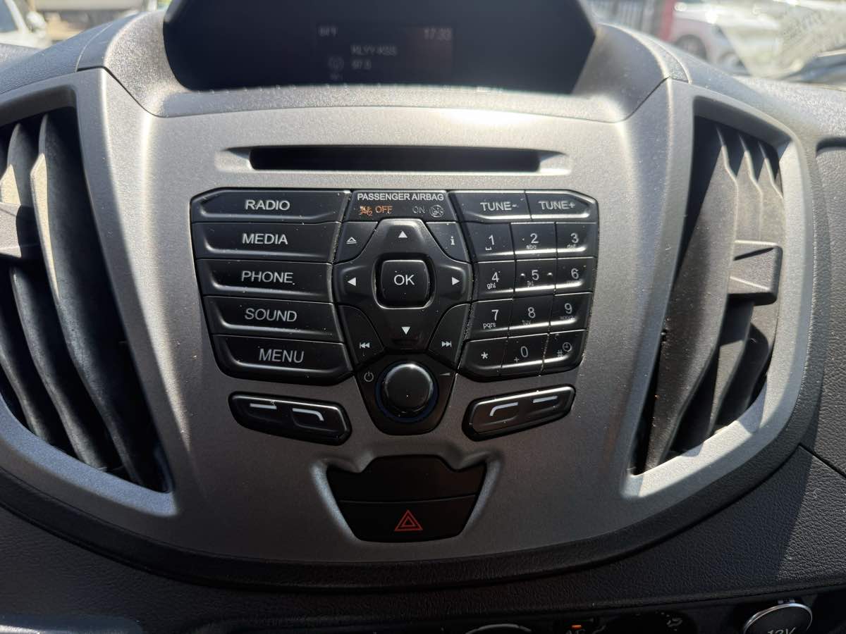 2018 Ford Transit Van Base - Photo 32