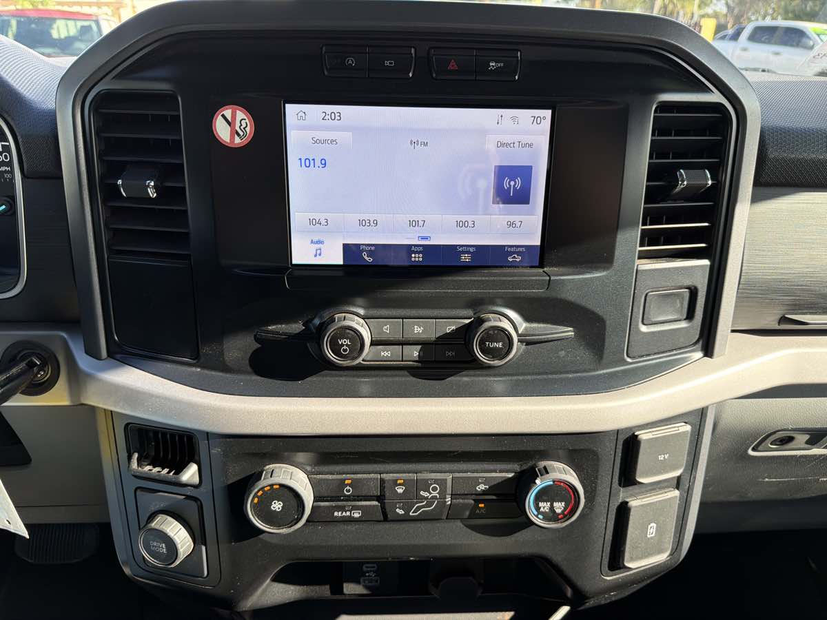 Ford F-150 photo 17