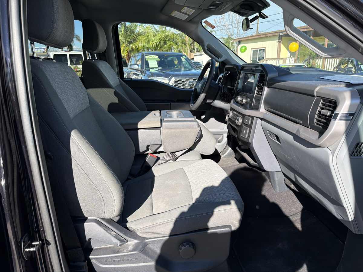 Ford F-150 photo 22
