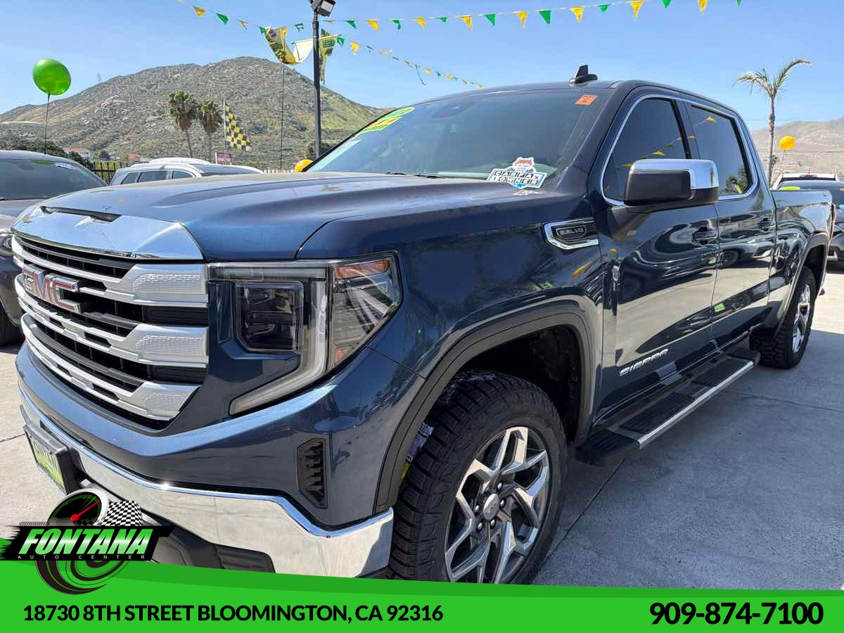 2022 GMC Sierra 4WD Crew Cab Short Box SLE's photo