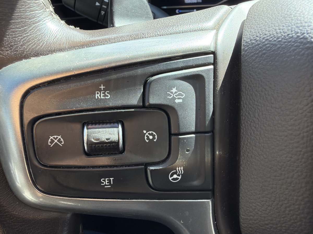 Chevrolet Silverado photo 12
