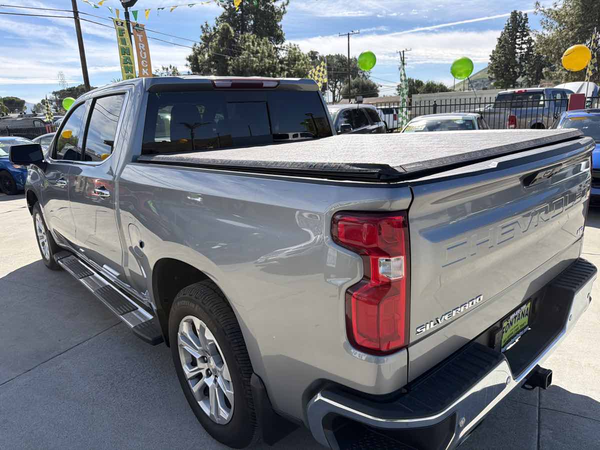 Chevrolet Silverado photo 35