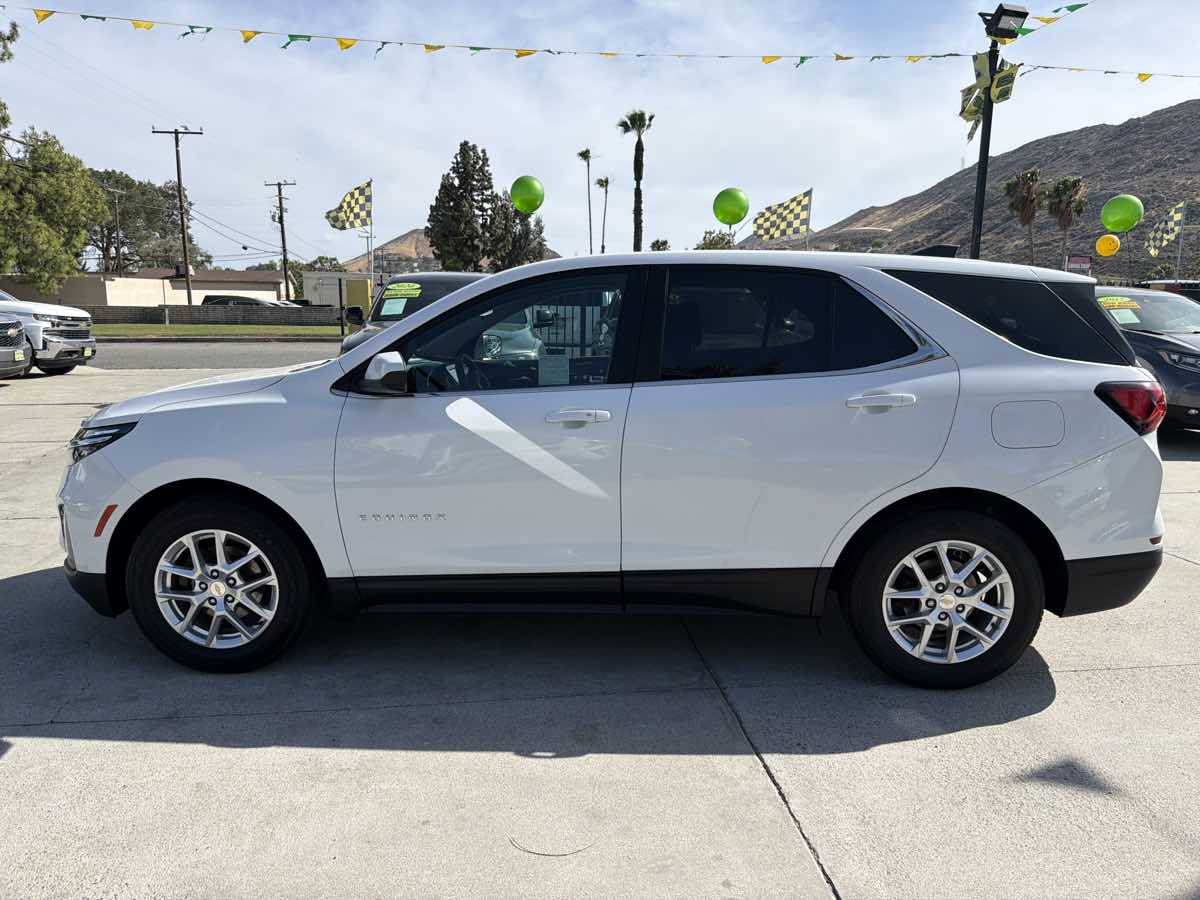 Chevrolet Equinox photo 2