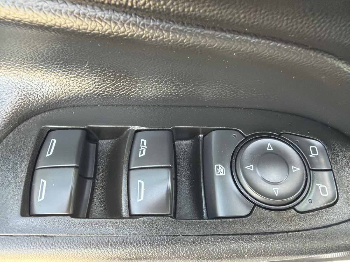 Chevrolet Equinox photo 11