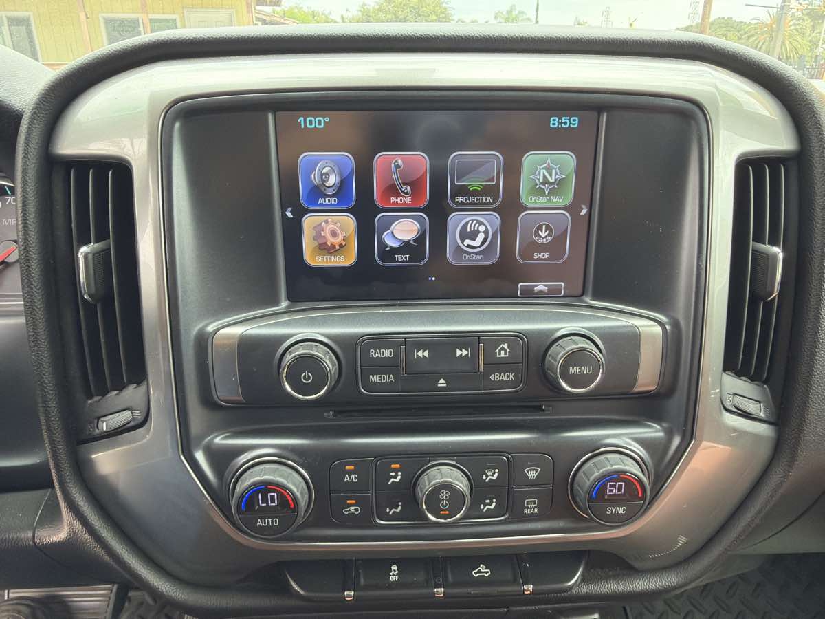 Chevrolet Silverado photo 14