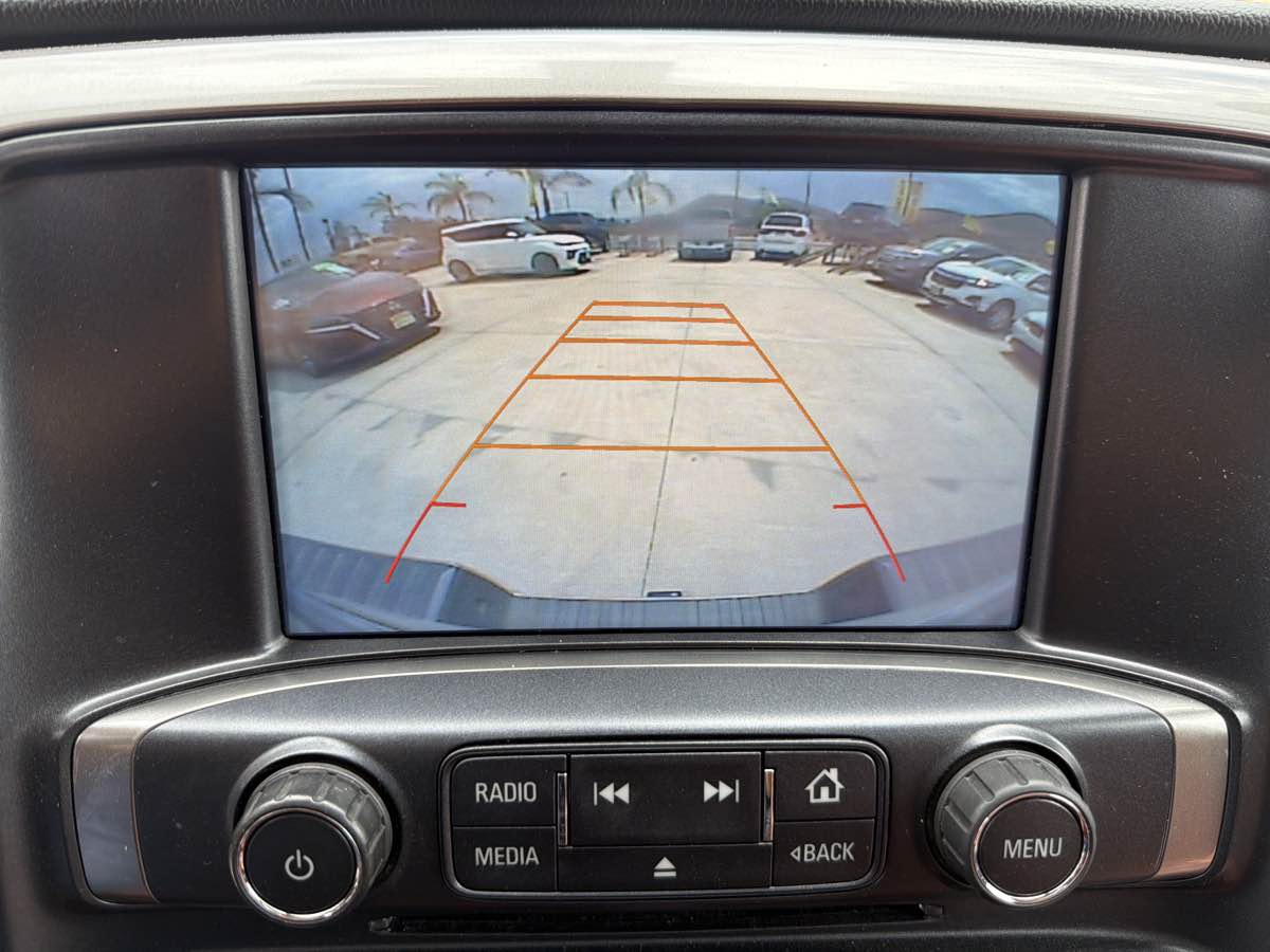 Chevrolet Silverado photo 15
