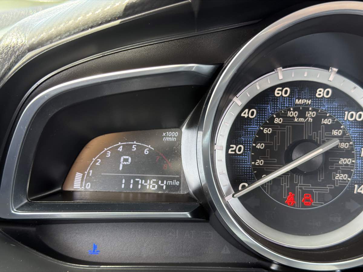 Toyota Yaris iA photo 13
