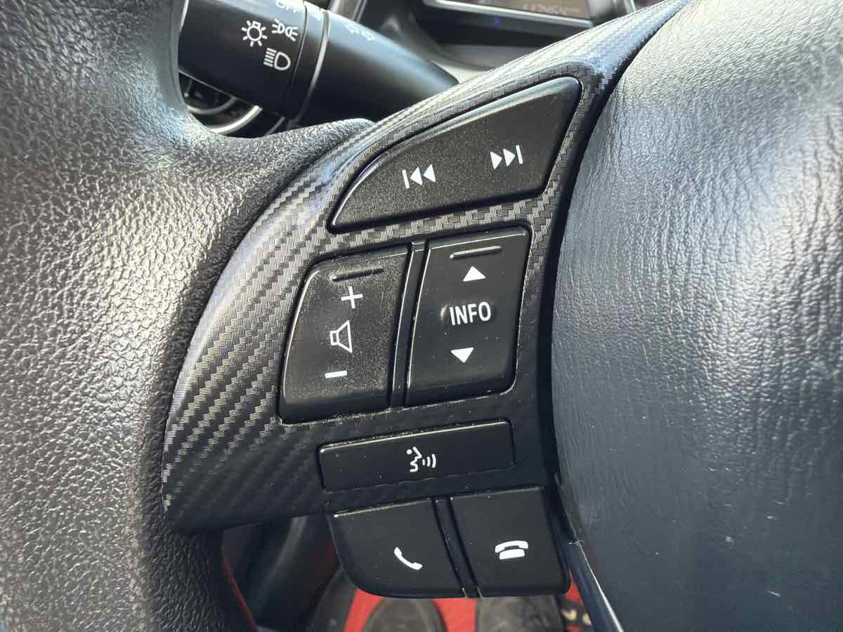 Toyota Yaris iA photo 14