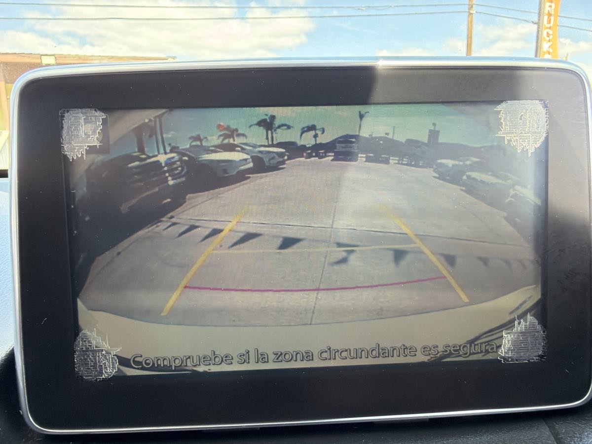Toyota Yaris iA photo 19