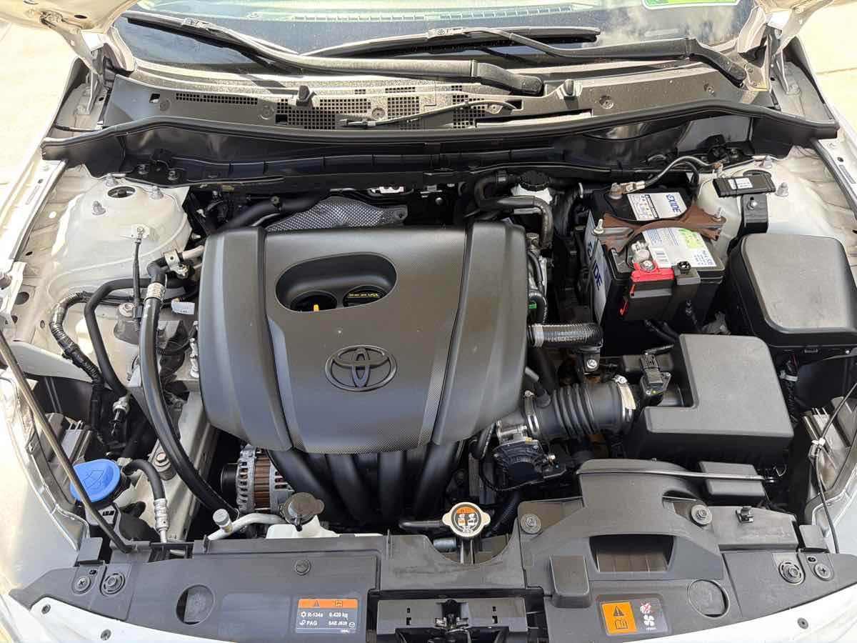 Toyota Yaris iA photo 26