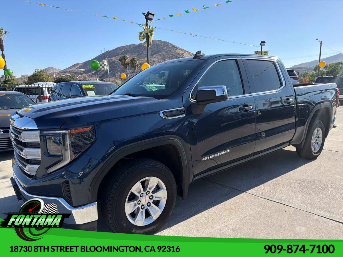 2022 GMC Sierra 4WD Crew Cab Short Box SLE's photo
