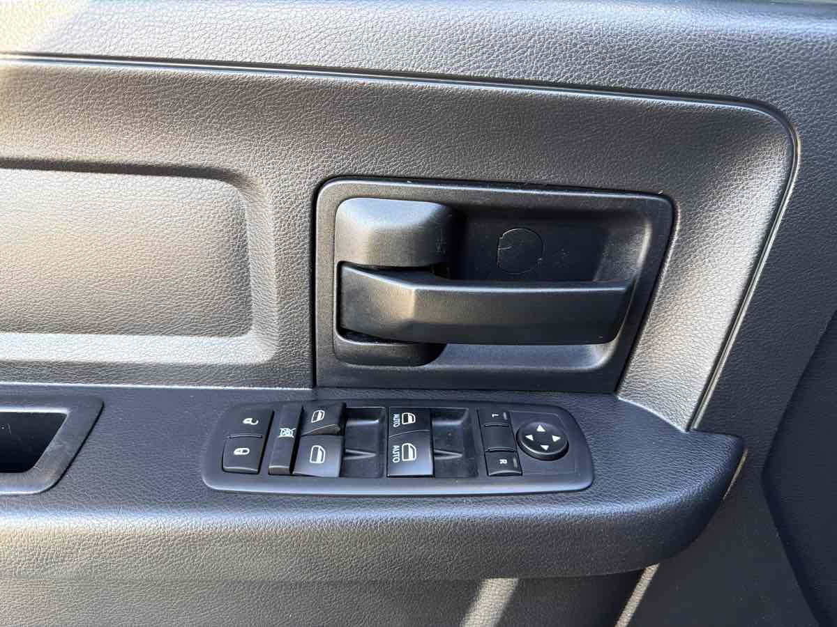 Ram 1500 photo 11