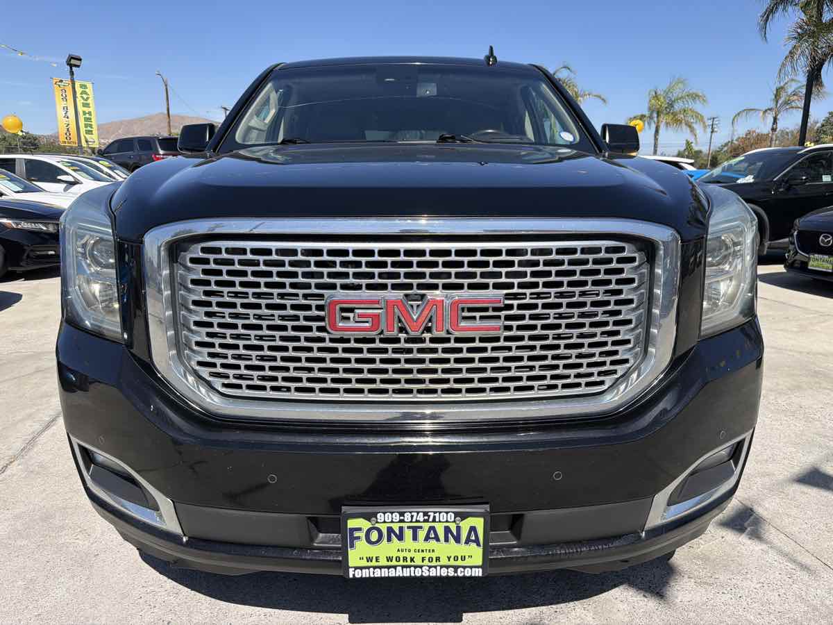 GMC Yukon XL photo 8