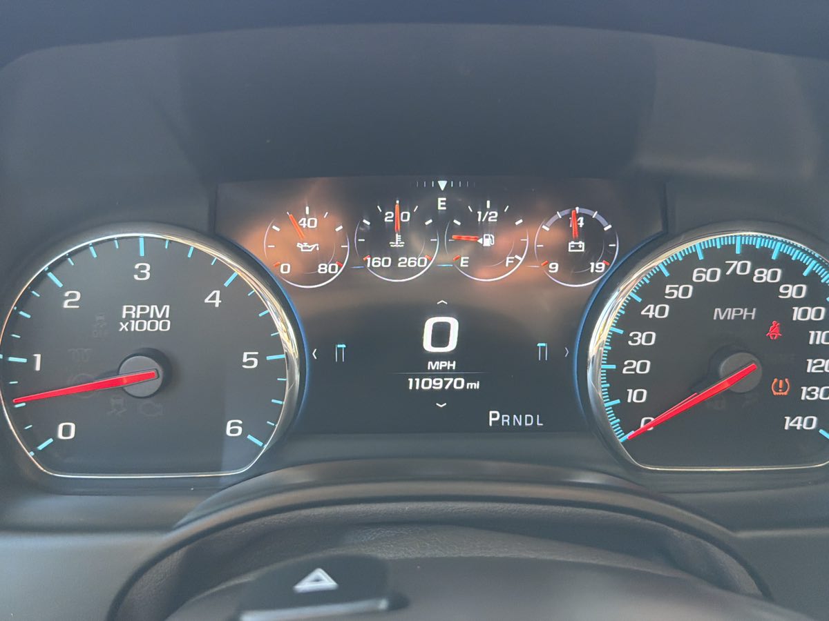 GMC Yukon XL photo 14