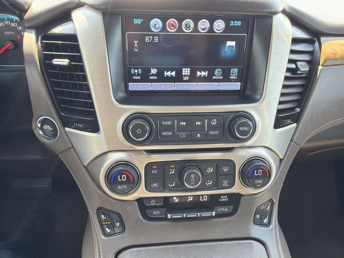 GMC Yukon XL photo 15