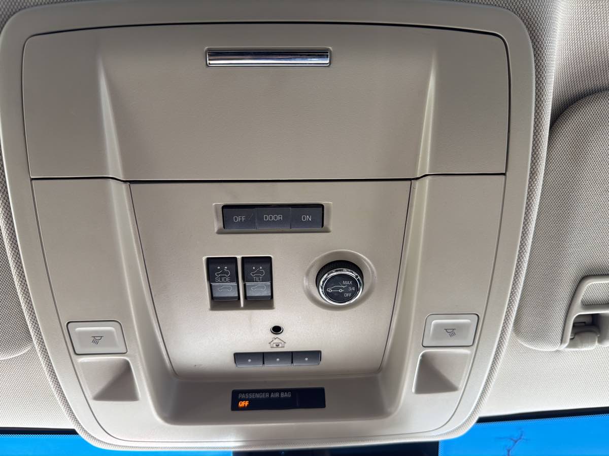 GMC Yukon XL photo 20