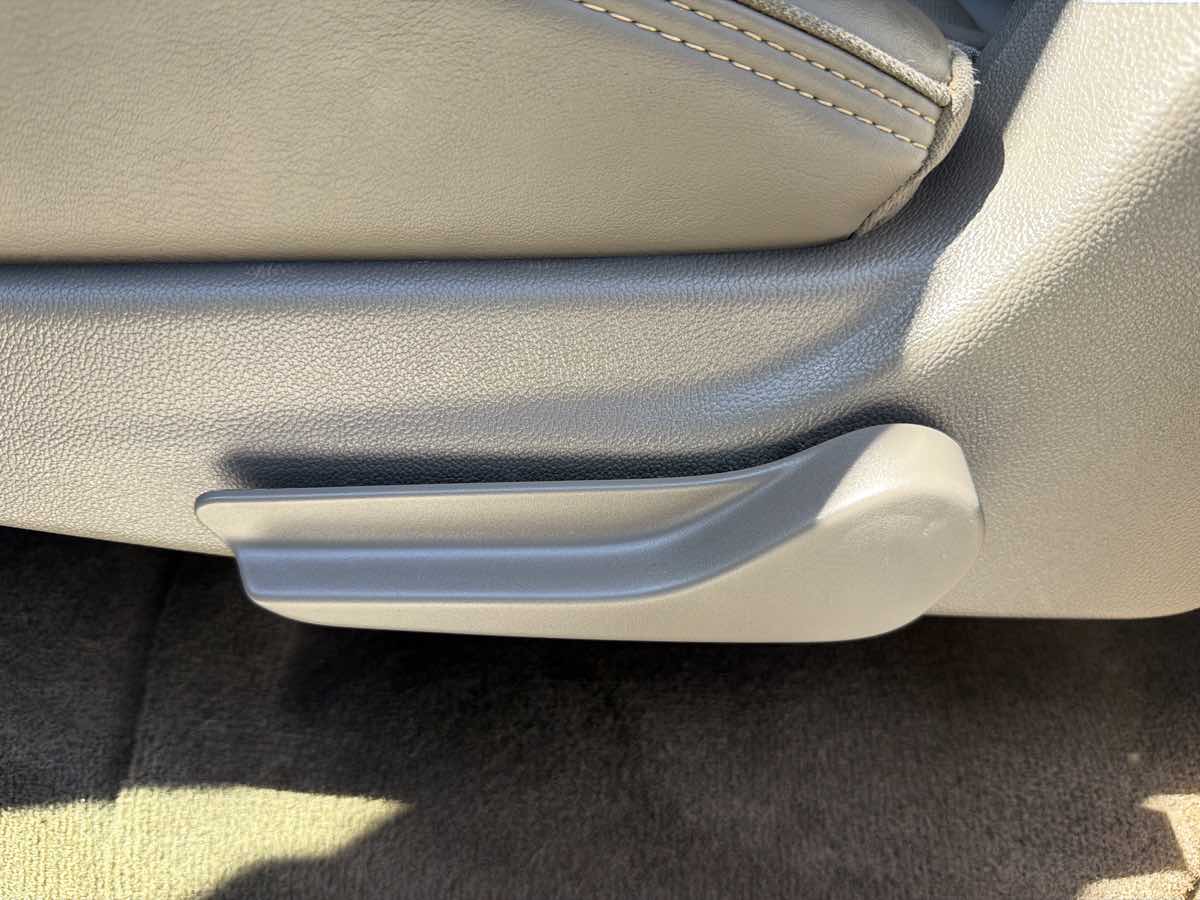 GMC Yukon XL photo 23