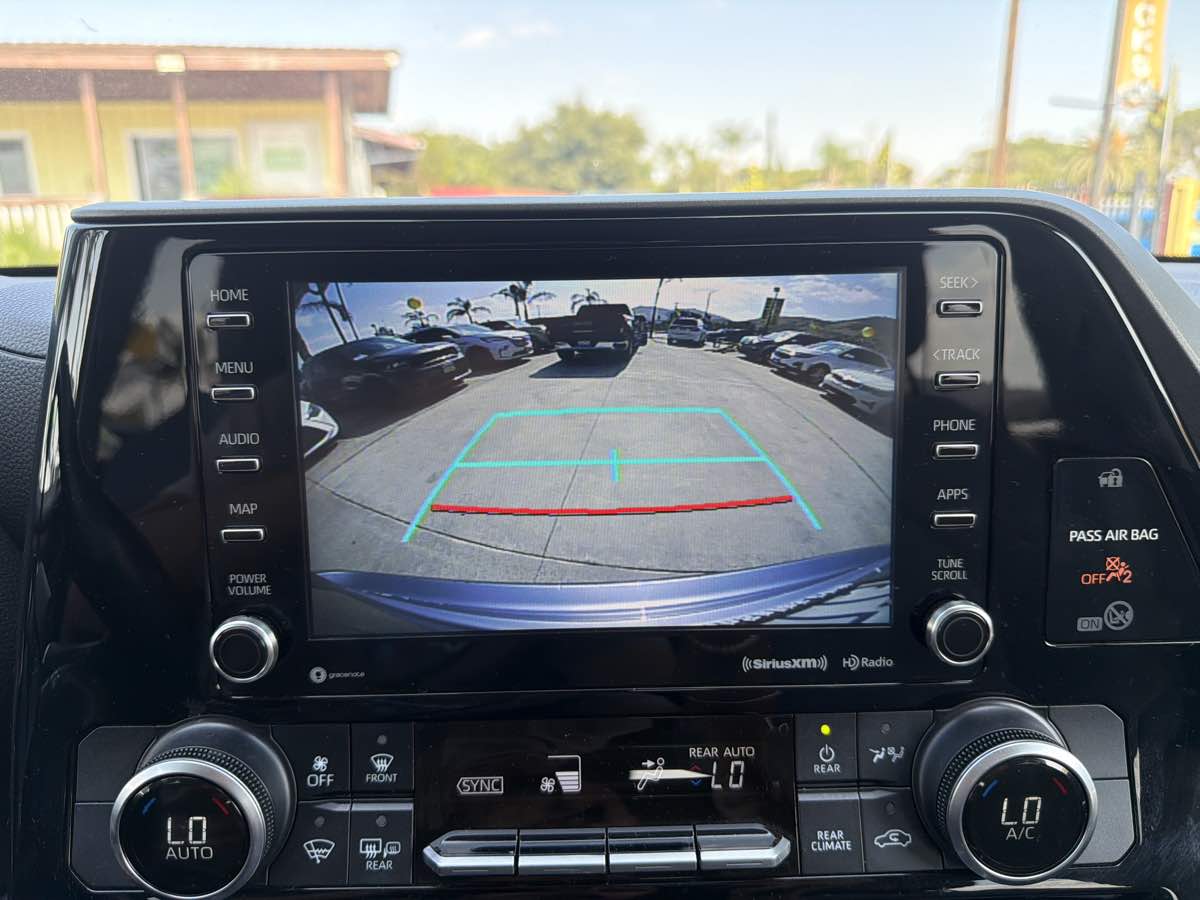 Toyota Highlander photo 18