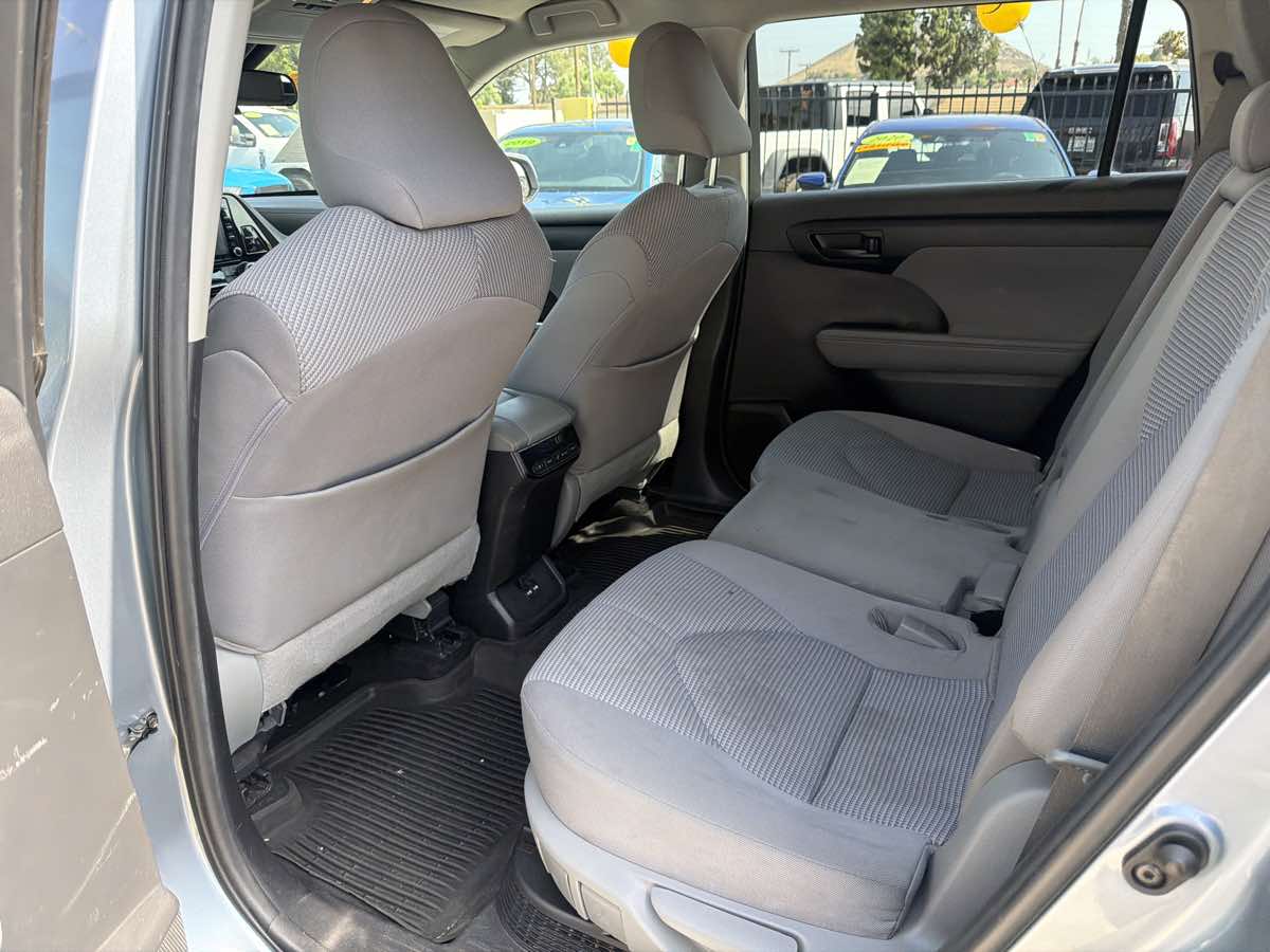 Toyota Highlander photo 20