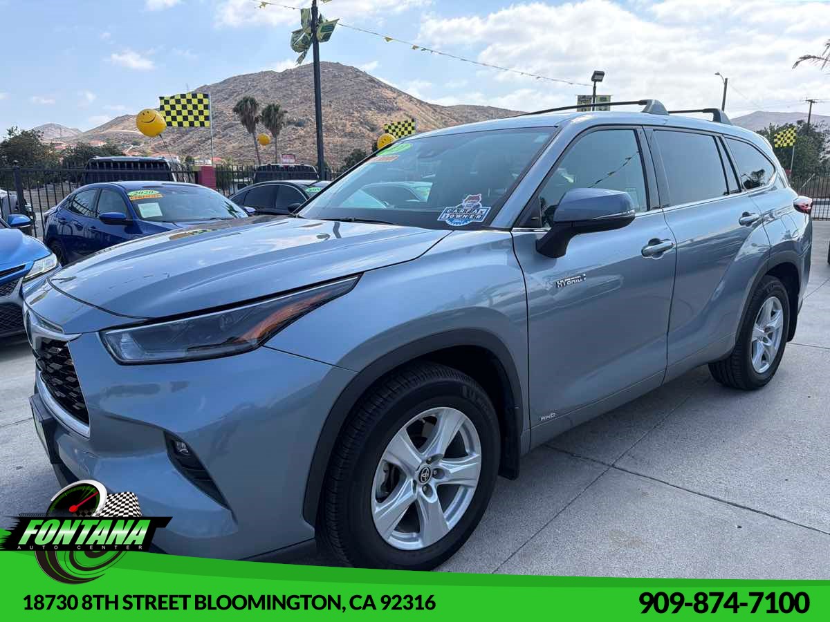 2021 Toyota Highlander Hybrid LE AWD photo