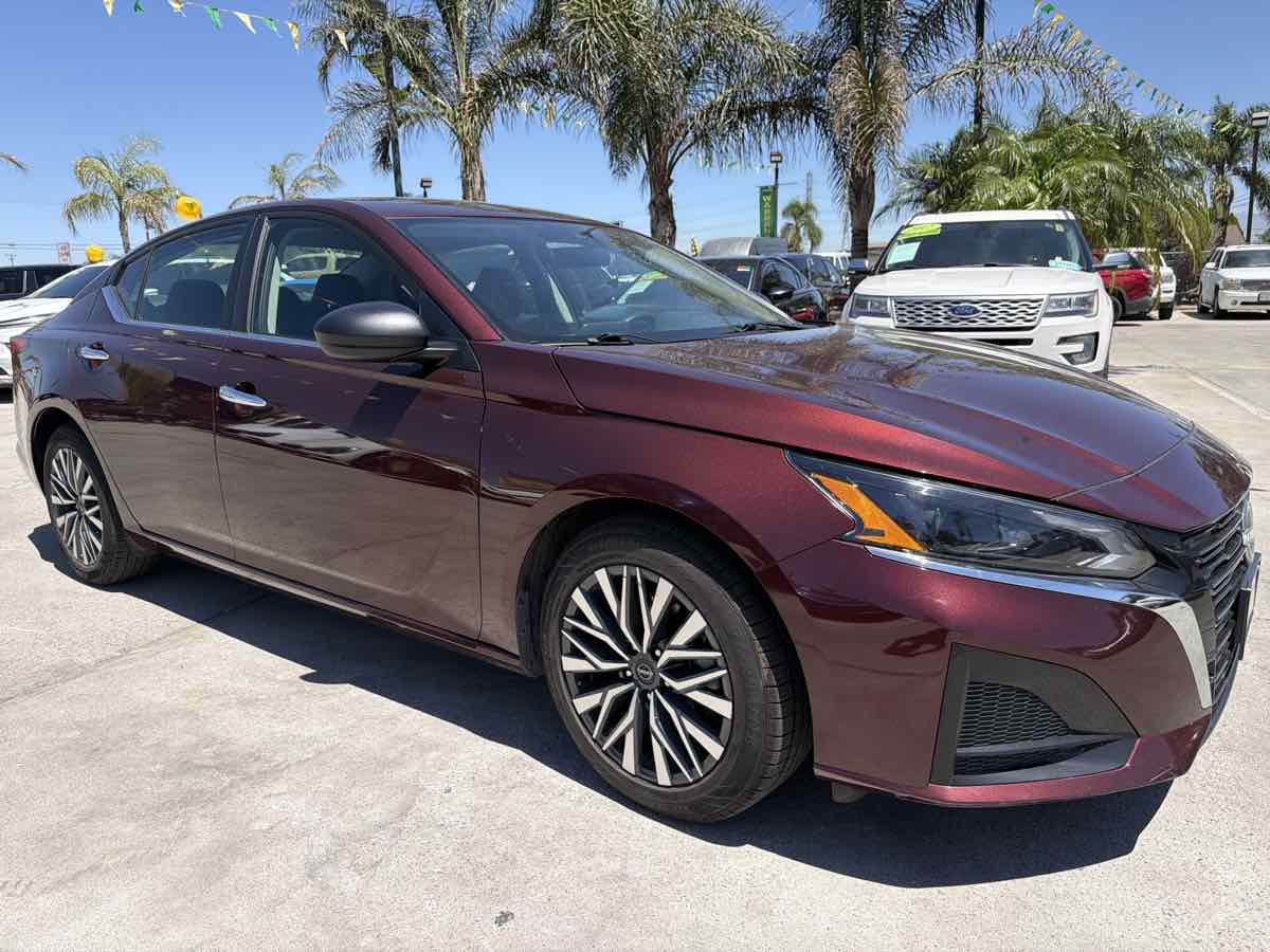 Nissan Altima photo 7