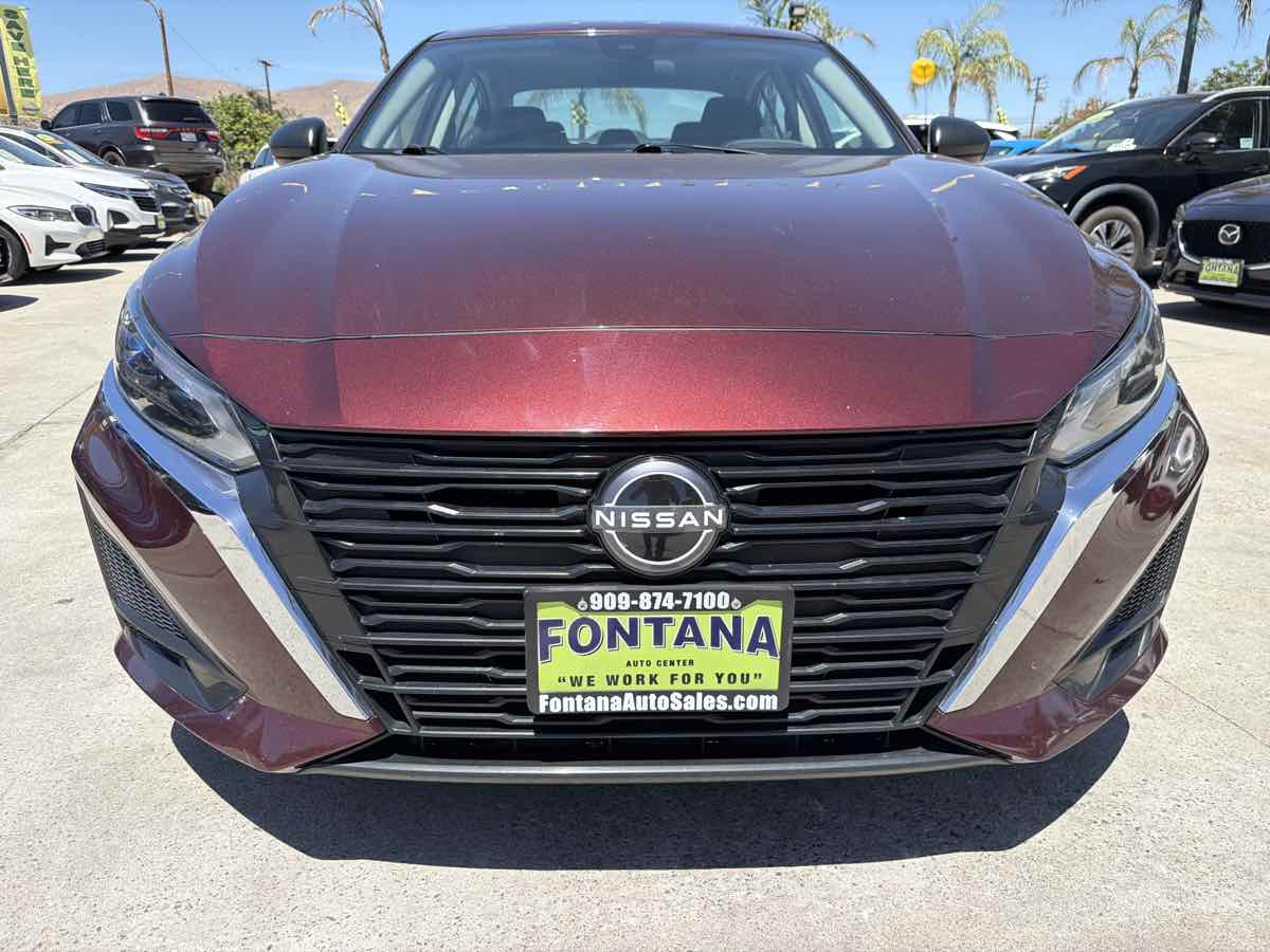 Nissan Altima photo 8