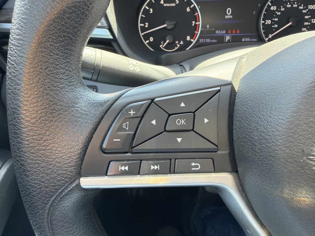 Nissan Altima photo 14