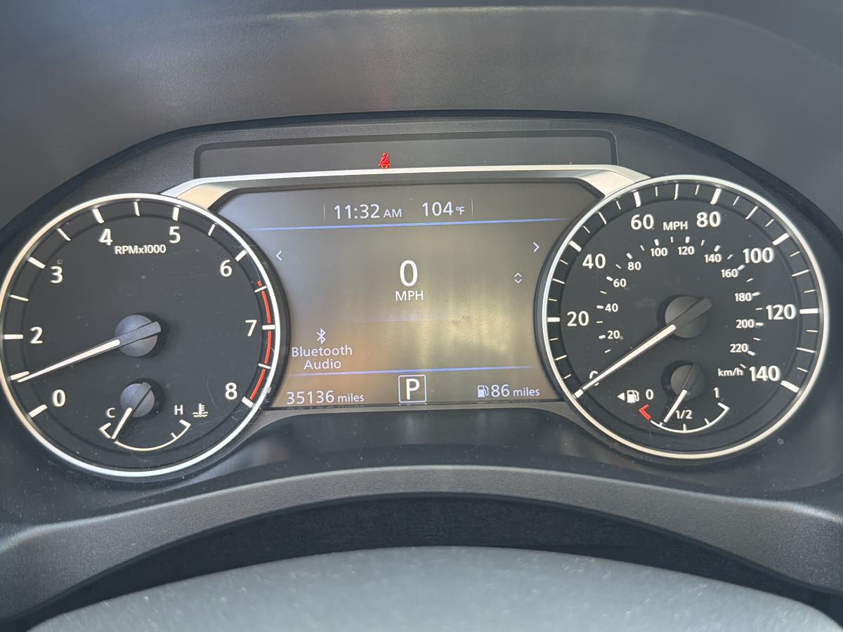 Nissan Altima photo 16