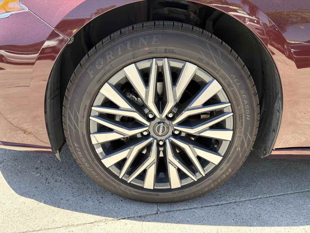Nissan Altima photo 28