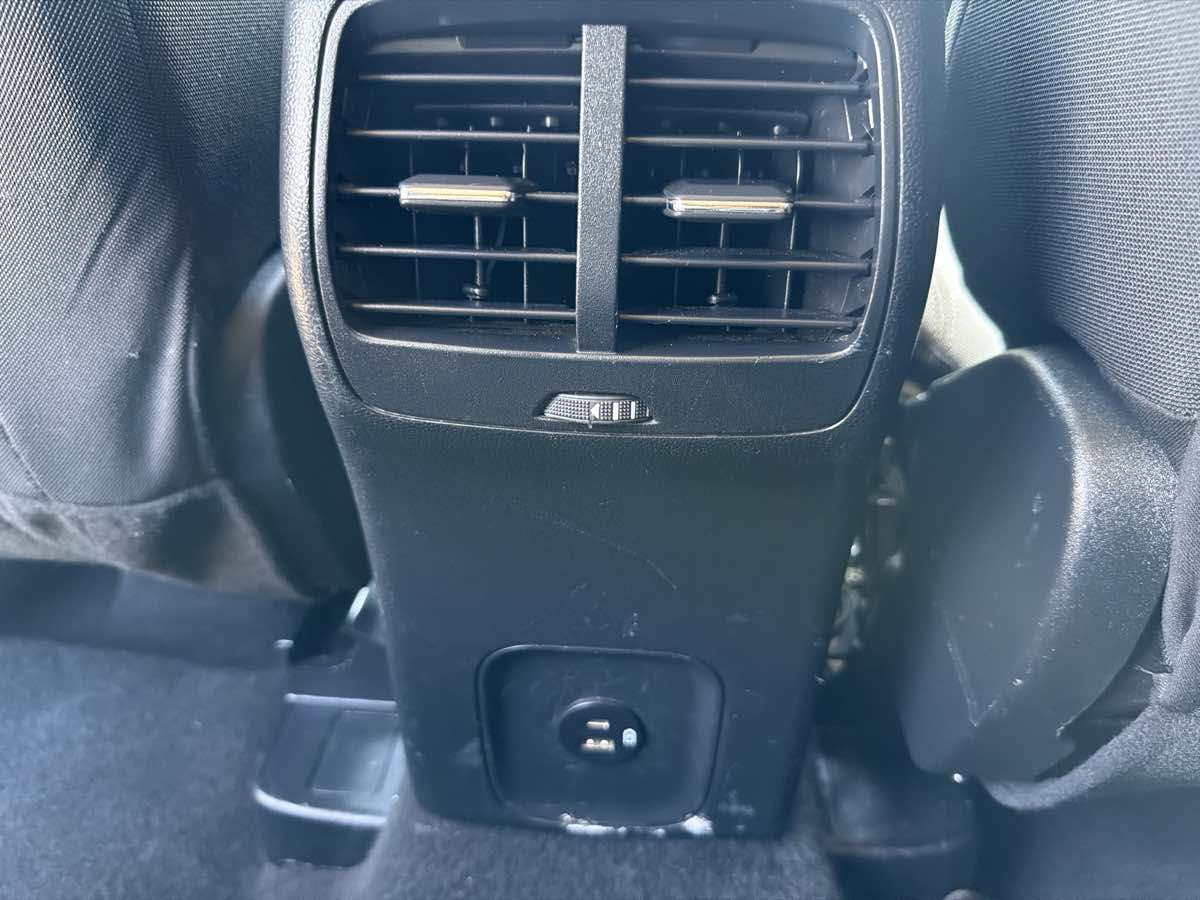 Ford Escape photo 23