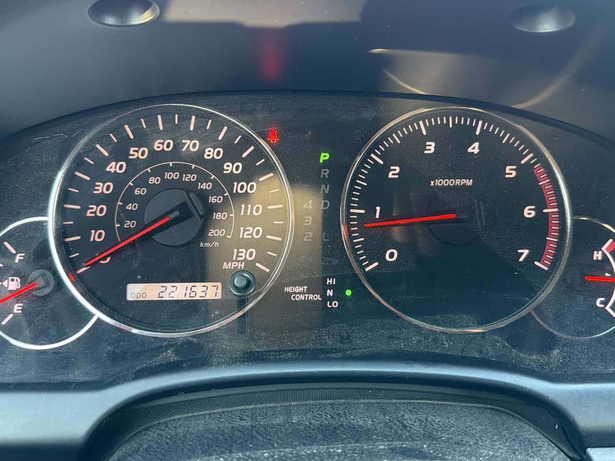 Lexus GX photo 14