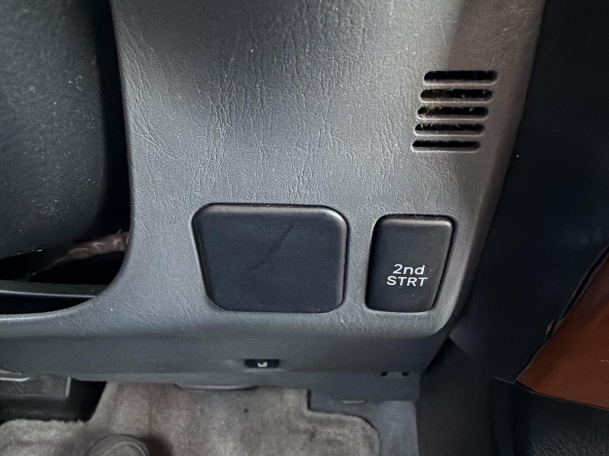 Lexus GX photo 17