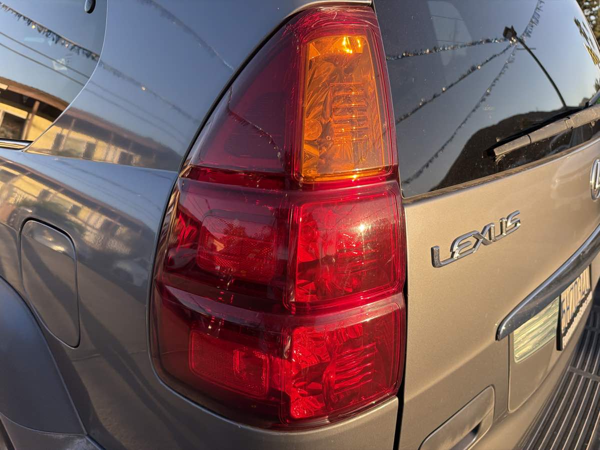 Lexus GX photo 42