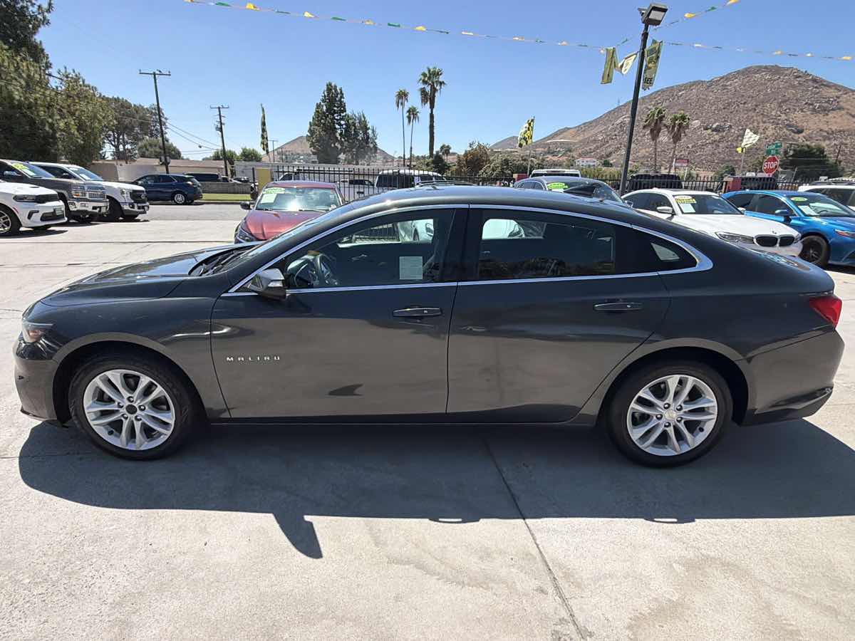 Chevrolet Malibu photo 2