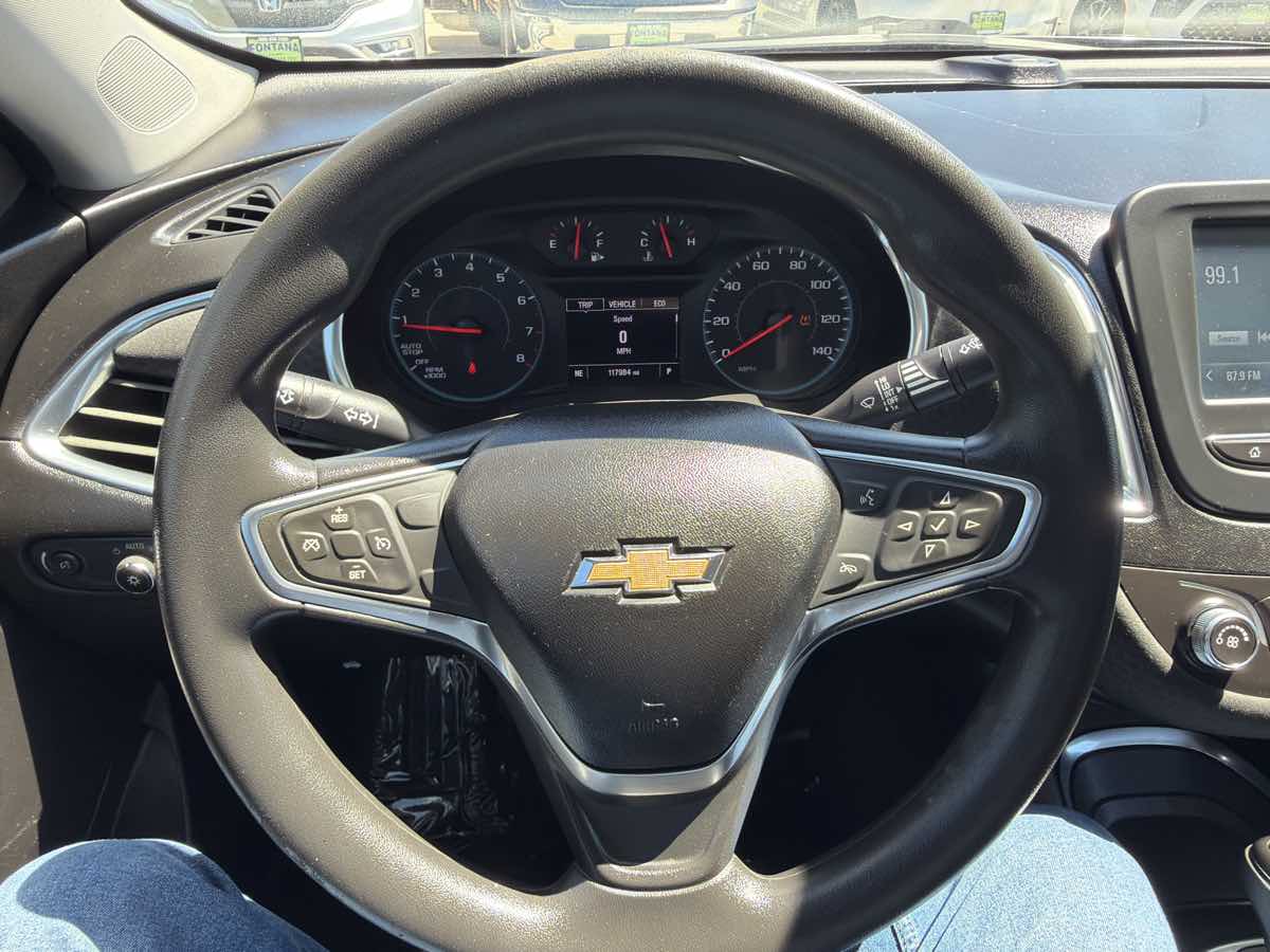 Chevrolet Malibu photo 13