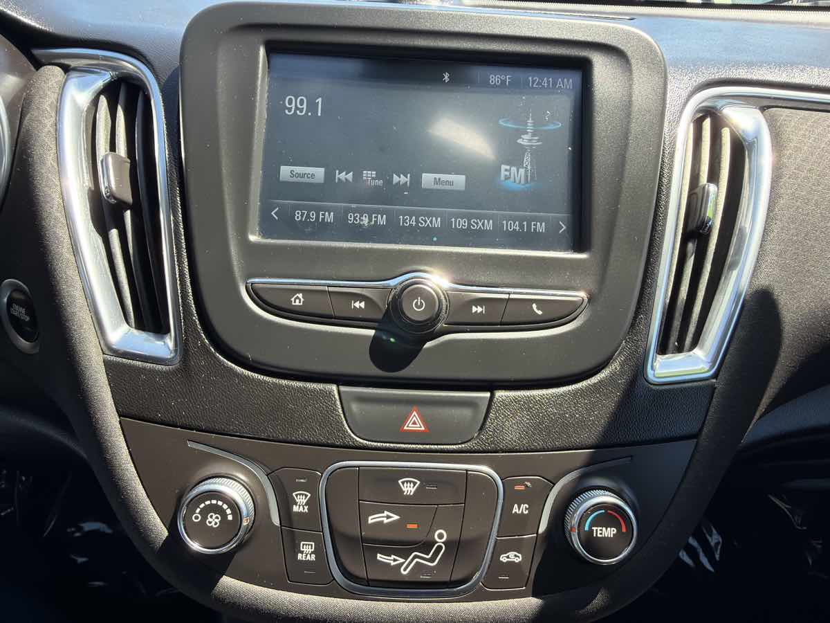Chevrolet Malibu photo 15