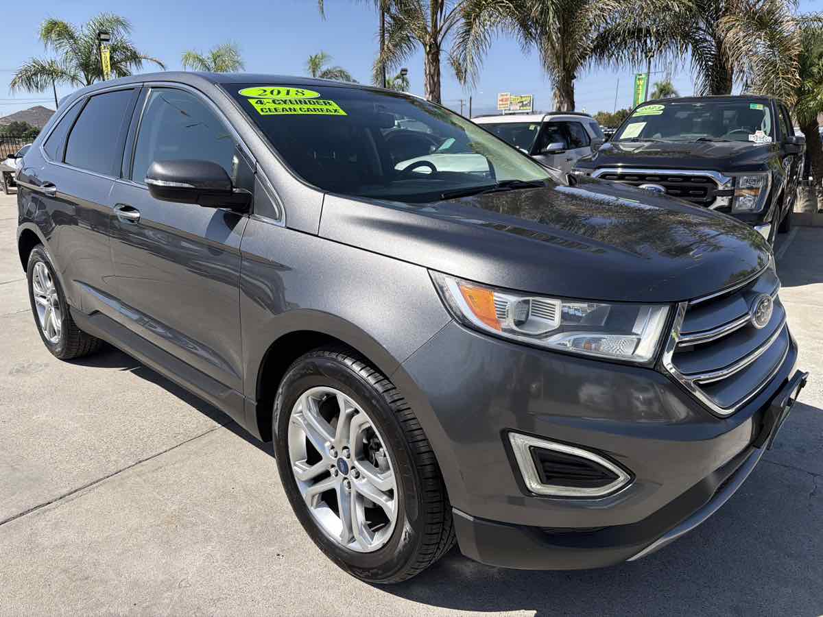 Ford Edge photo 7
