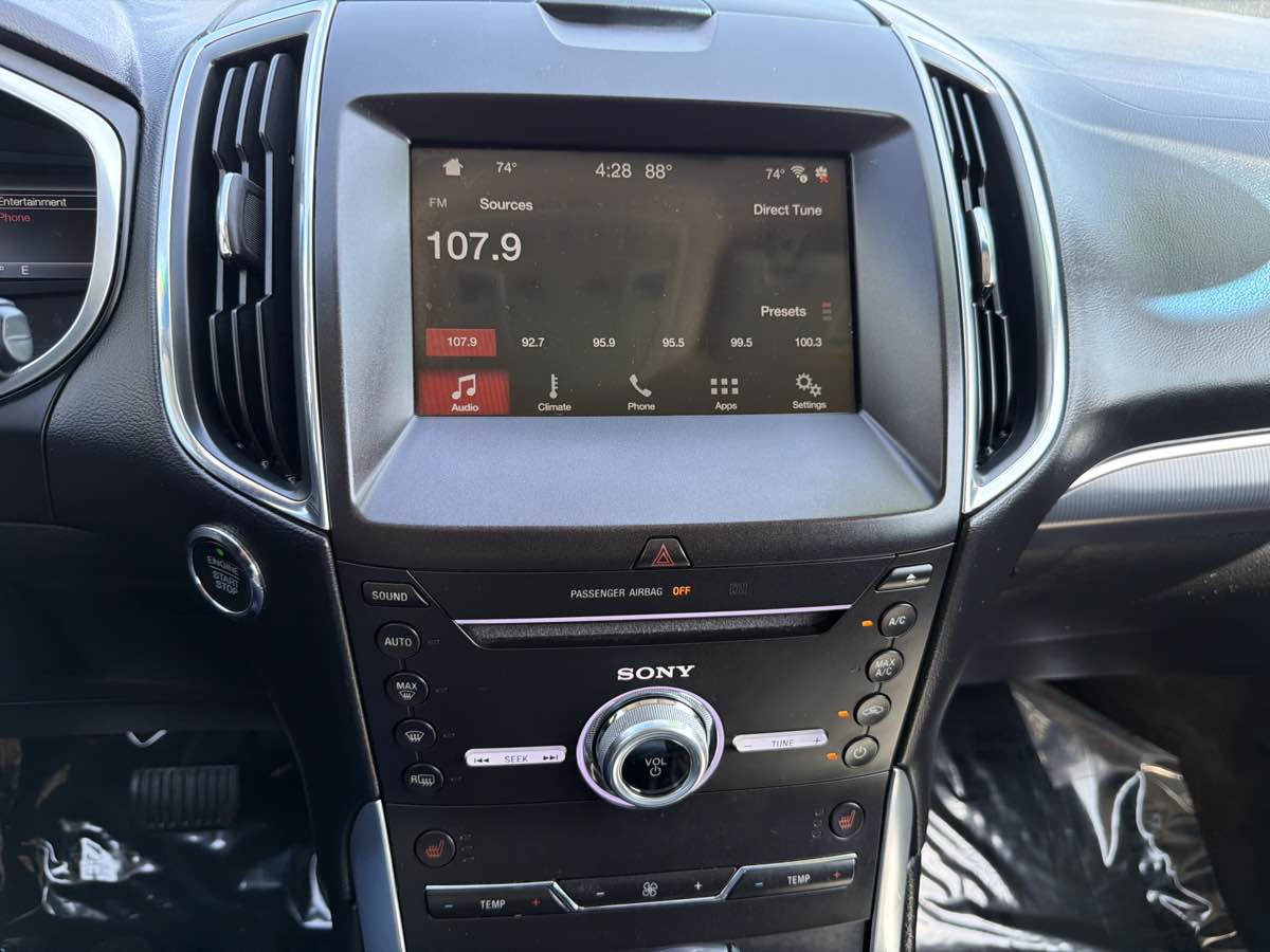 Ford Edge photo 17