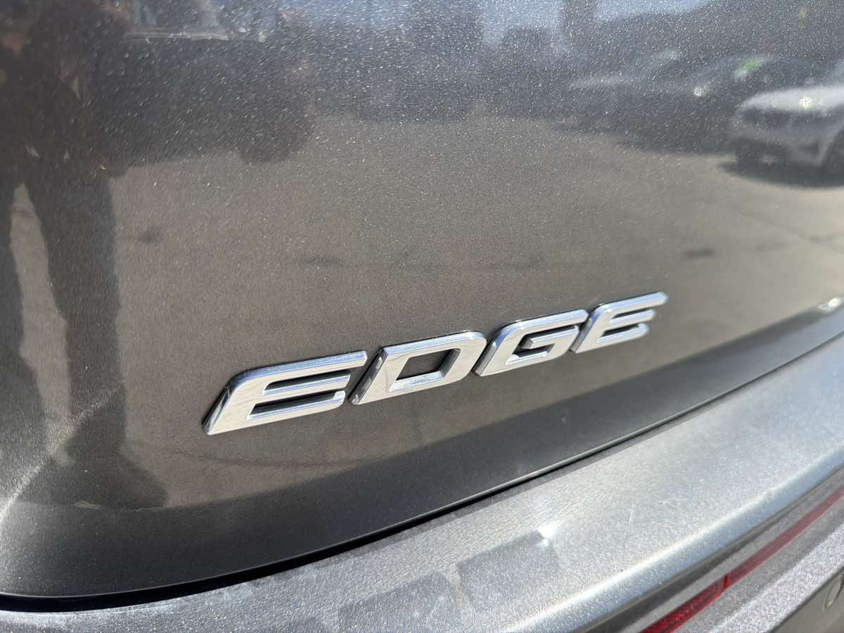 Ford Edge photo 29