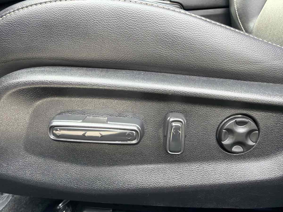 Honda Accord photo 10