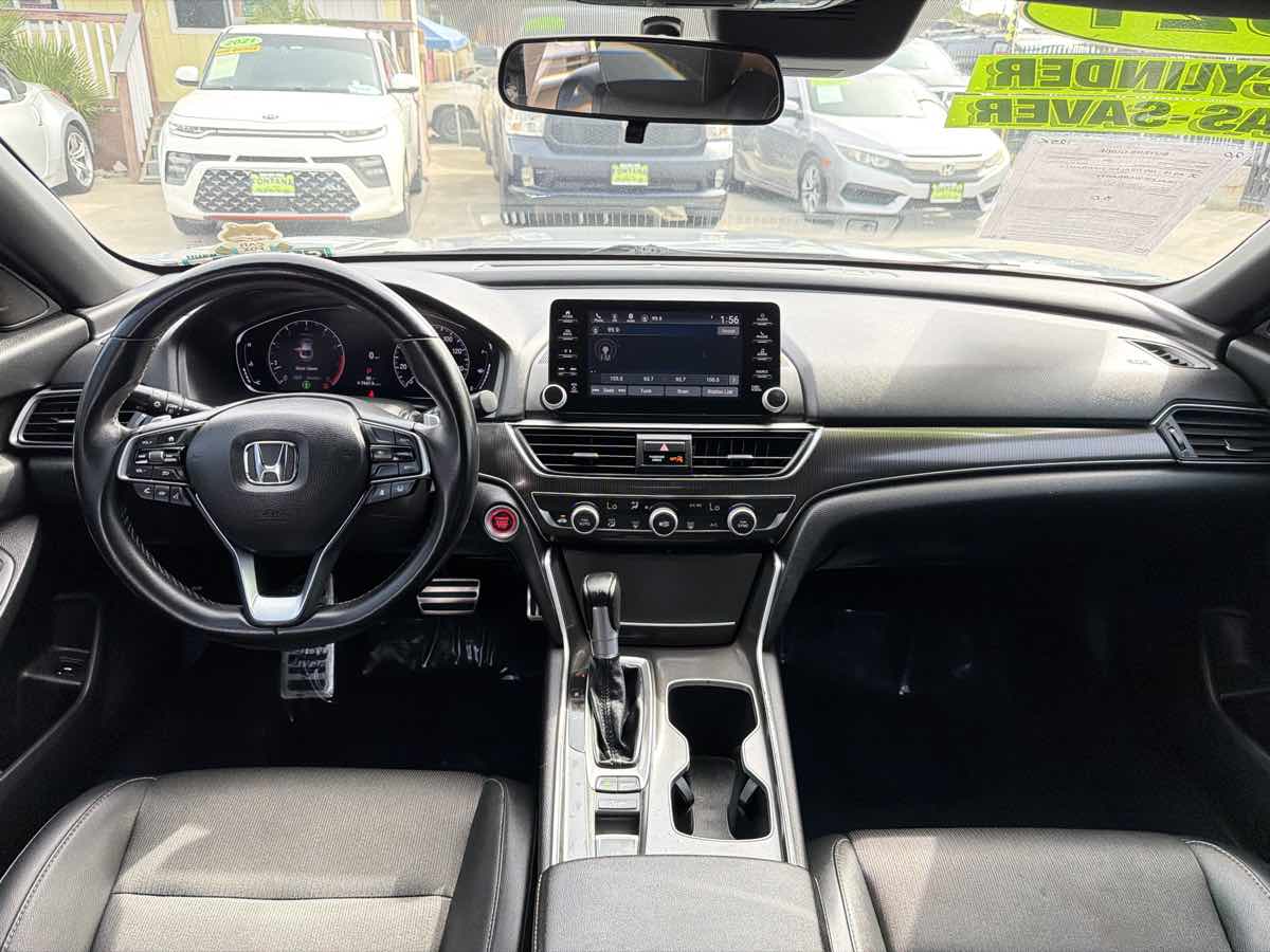 Honda Accord photo 22